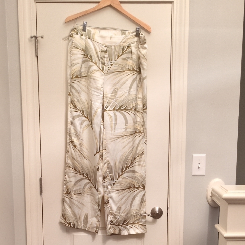 Rachel Zoe Cream and Tan Leaf Print Pants
